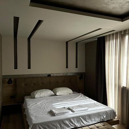 Zet Apartments - Bedroom & Bathroom Pristina Exterior photo